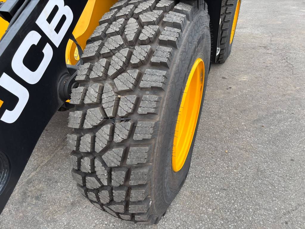 JCB 413K Nordic Edition / U-aura, Kauha, Stage V kuva 15