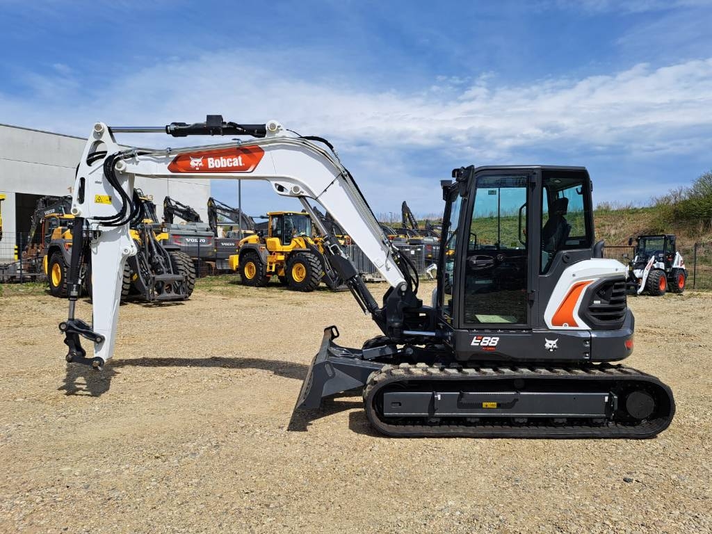 Mini-pelle Bobcat E 88 — occasion 2023