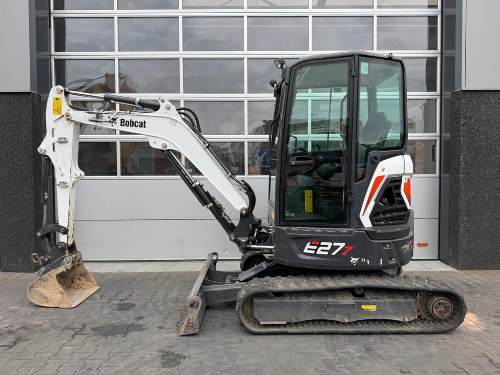 Bobcat E27z
