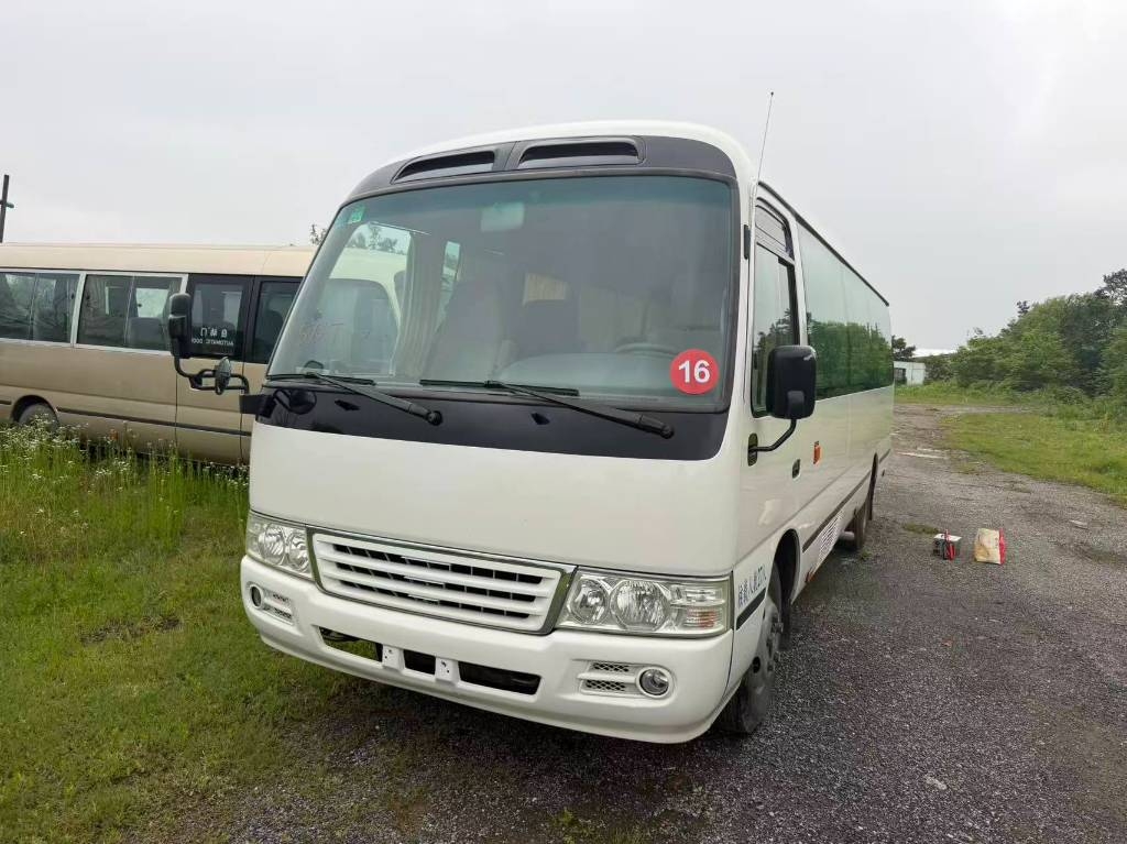 Toyota Coaster 15B