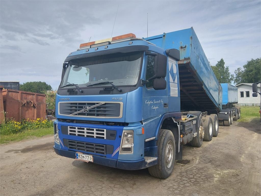 Volvo FM12 8x2 + Jyki V31-SA