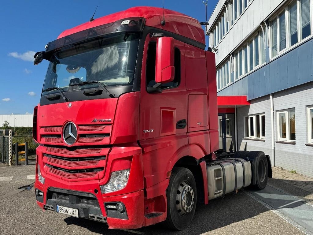 Tracteur routier Mercedes-Benz Actros 1843 4X2 EURO 6 + RETARDER - GEARBOX BROKEN — occasion 2016