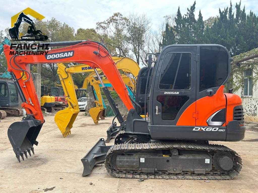 Doosan DX 60