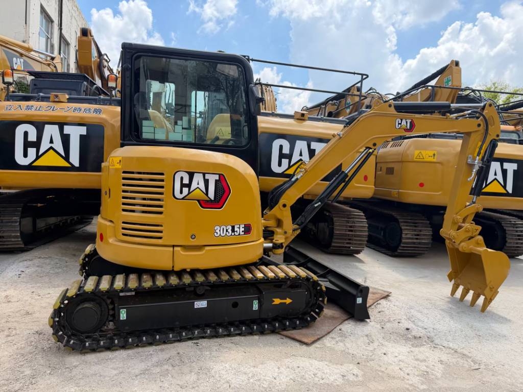 CAT 305.5 E 3000 units excavators in stock