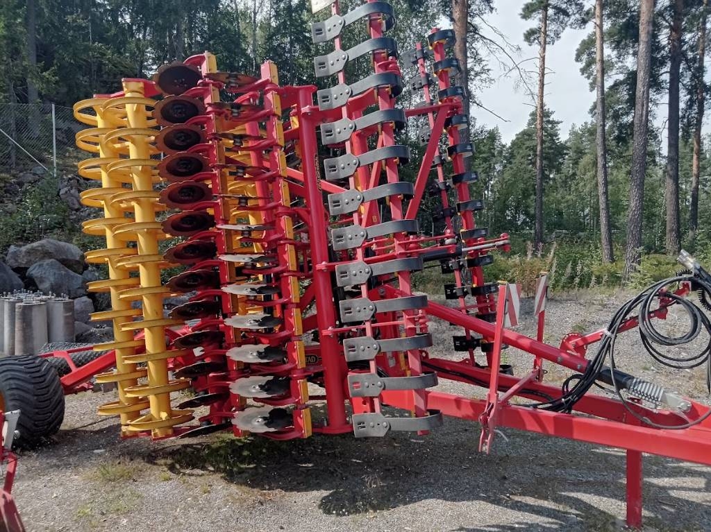 Väderstad Carrier CRXT 625