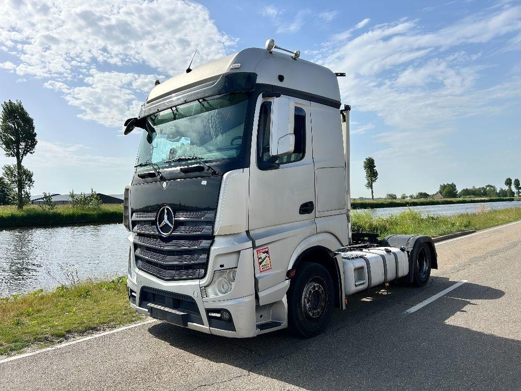 Mercedes-Benz ACTROS 1842