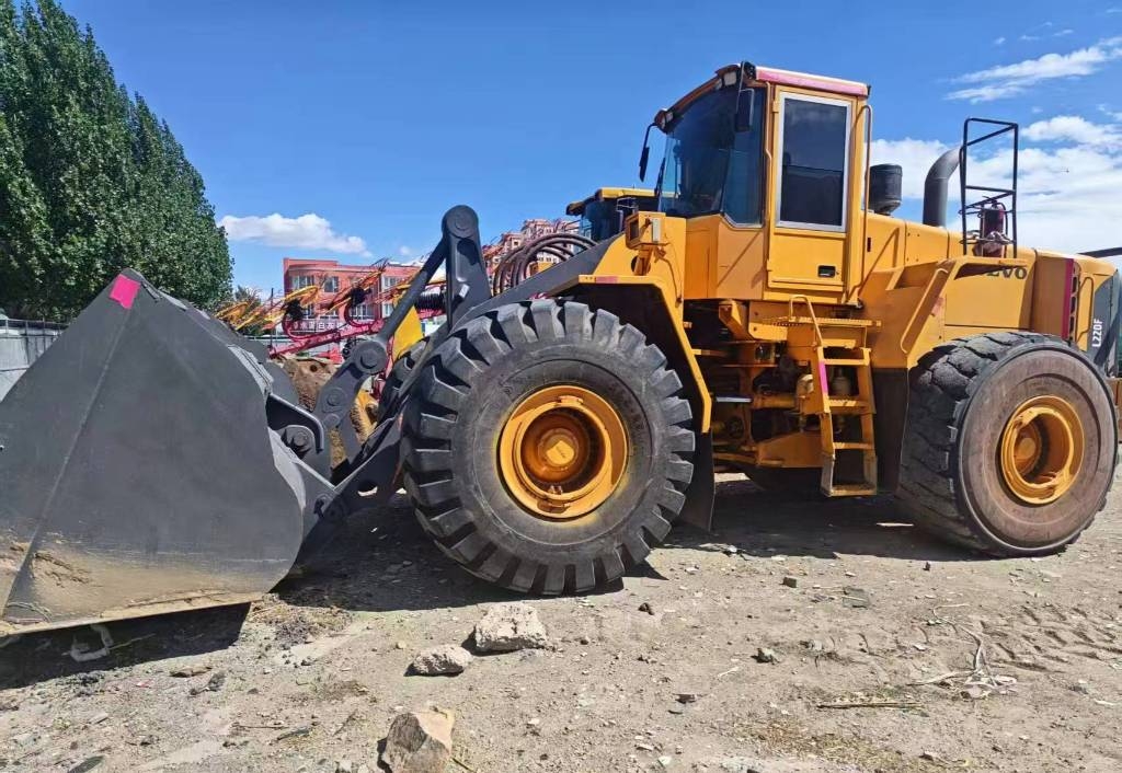 Volvo L220F