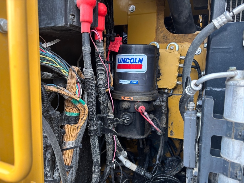 CAT 318 FL / Rotator, 3D-enhet, 3 hinkar! kuva 13