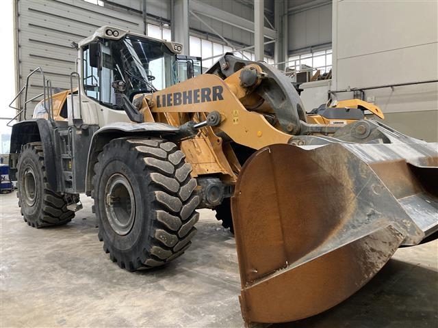 Liebherr L 566 XPower