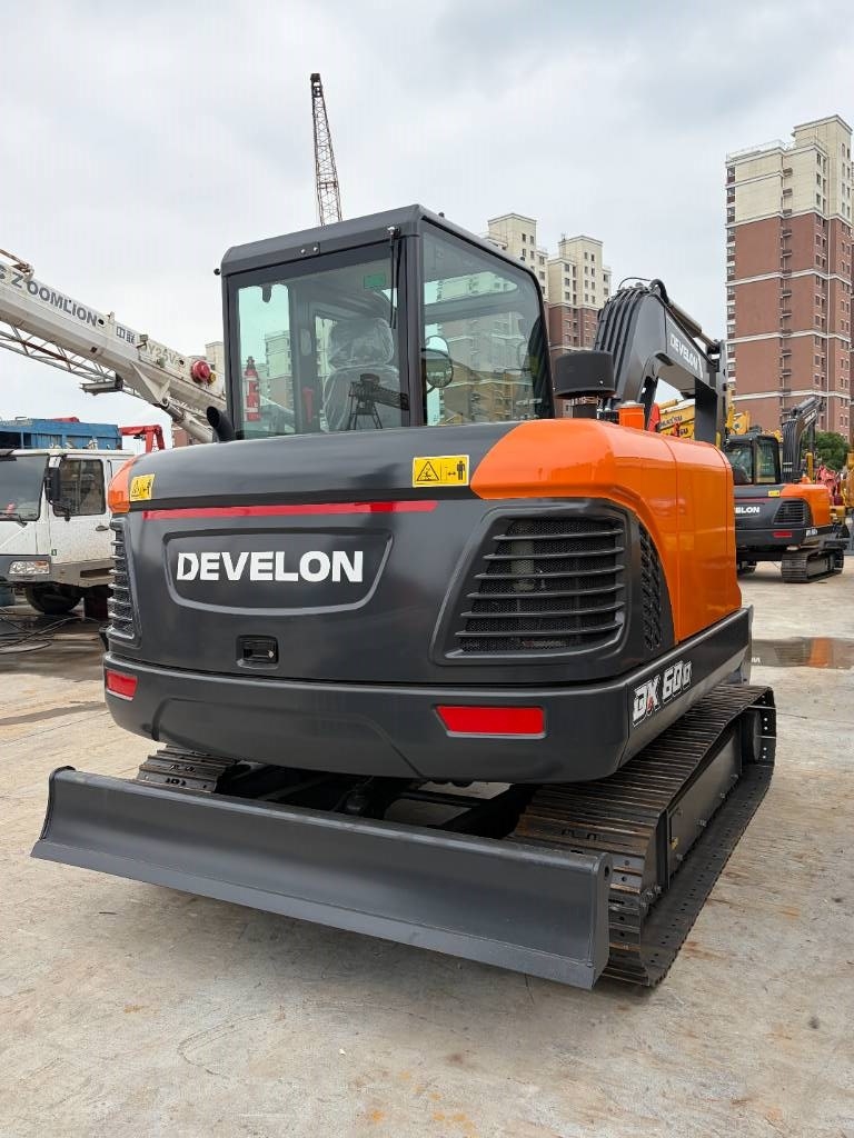 Develon DX 60 D