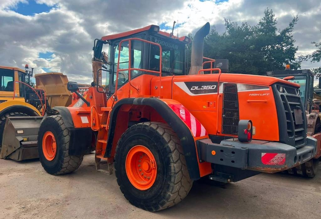 Doosan DL 350-5