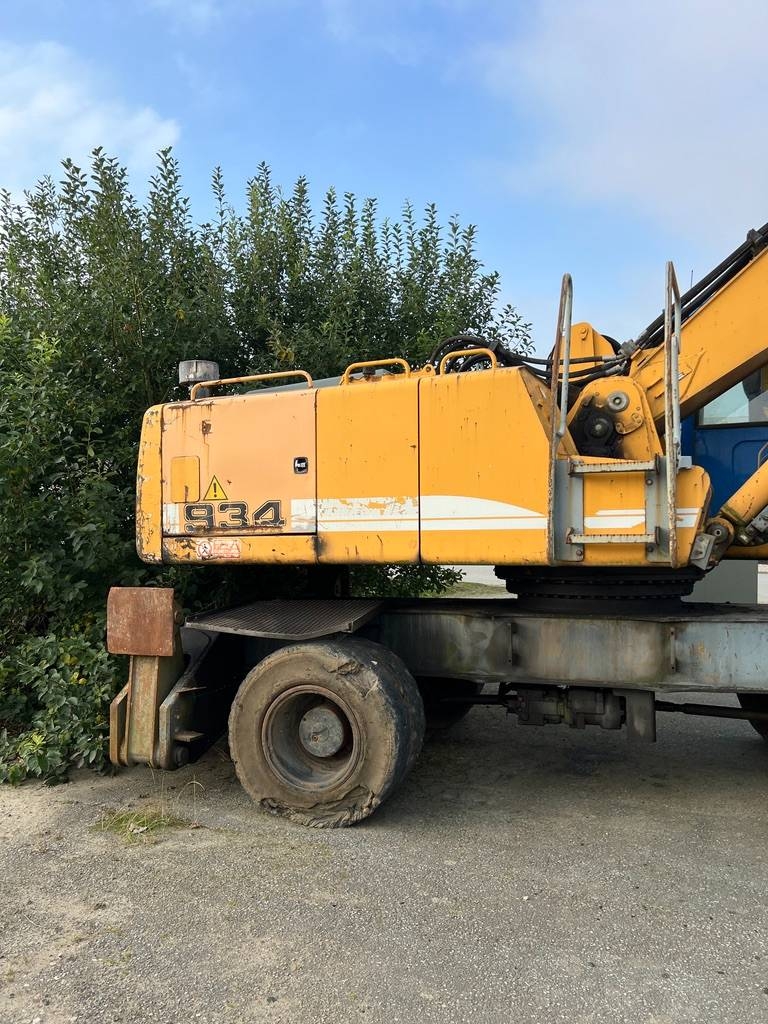 Liebherr A 934 C Litronic