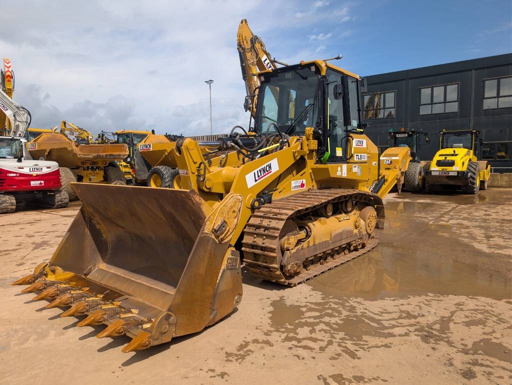 CAT 963 Tracked Loading Shovel with Ripper