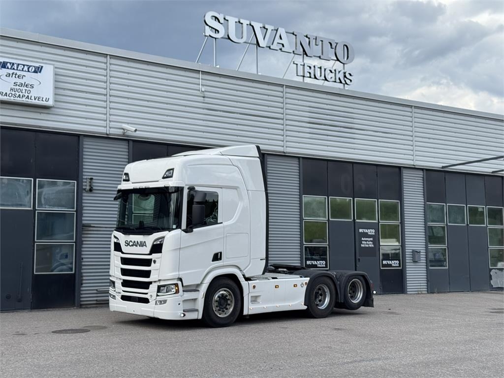 Scania R590 6x2