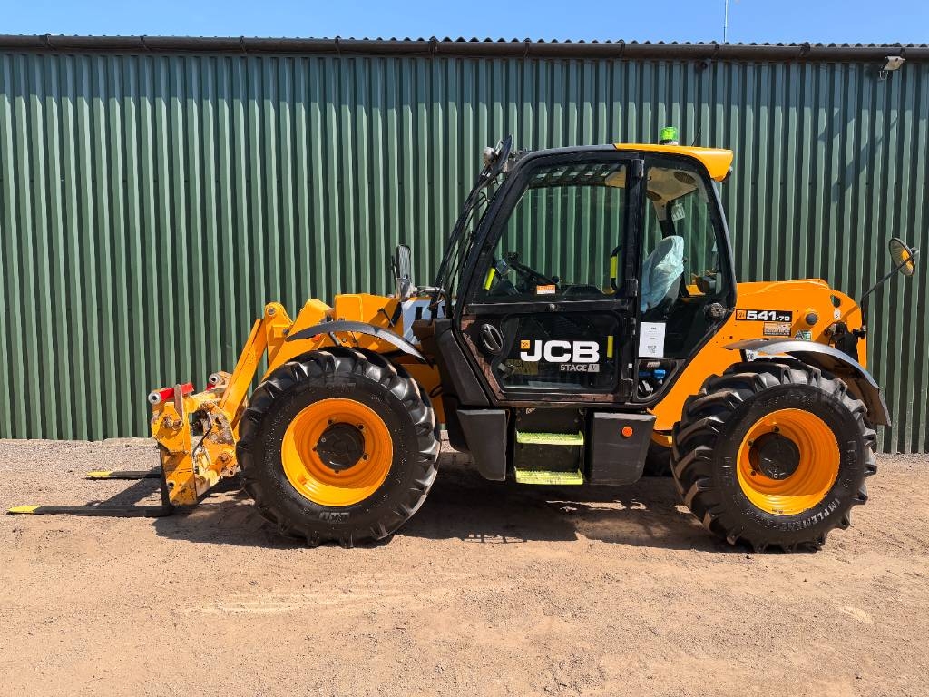 JCB 541-70 7 Meter Telehandler