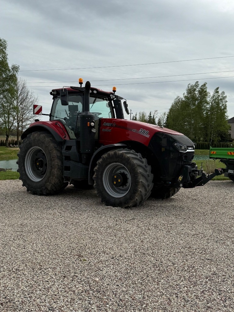John Deere 6130R tracteur