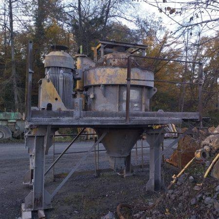 Neyrtec Broyeur à axe vertical Gravipac 700
