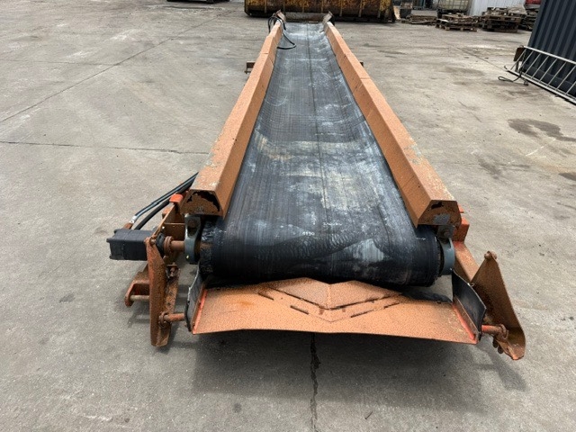 Crible mobile Finlay Conveyor hydraulic 11500 mm x1200 mm — occasion 2008