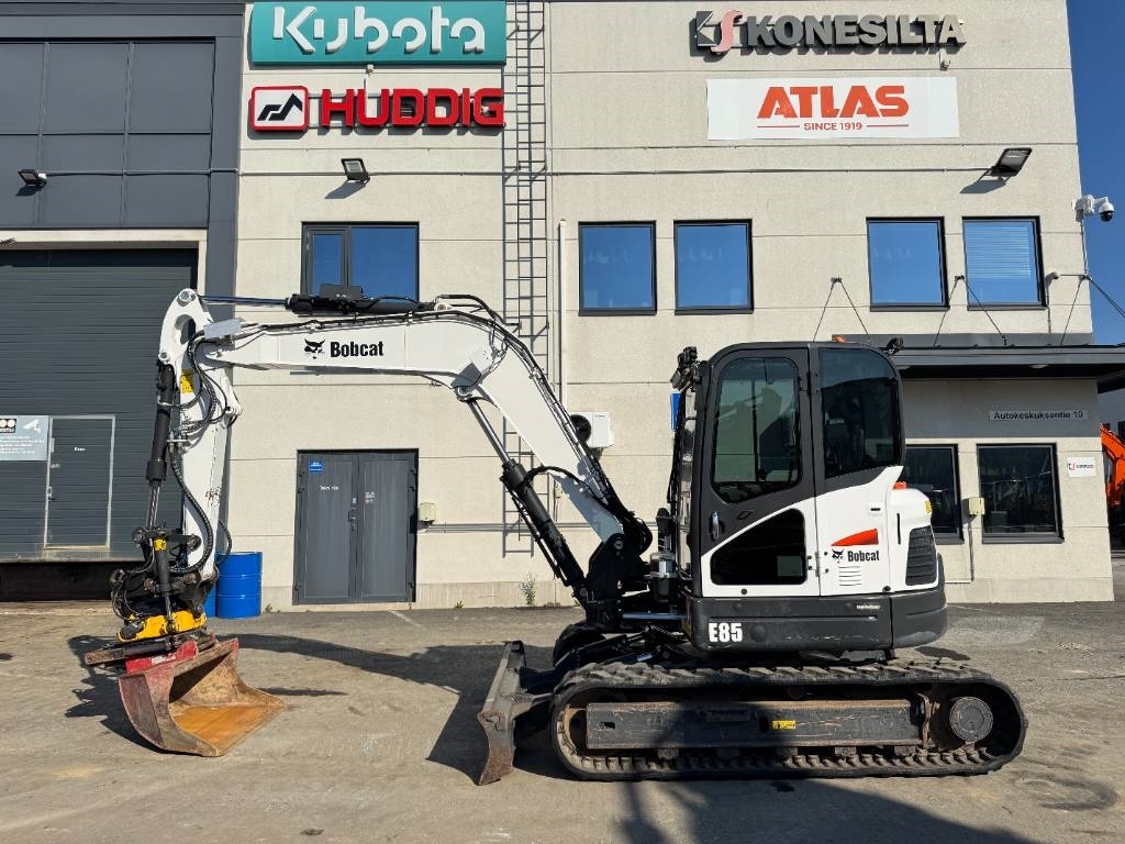 Bobcat E85 PYÖRITTÄJÄLLÄ