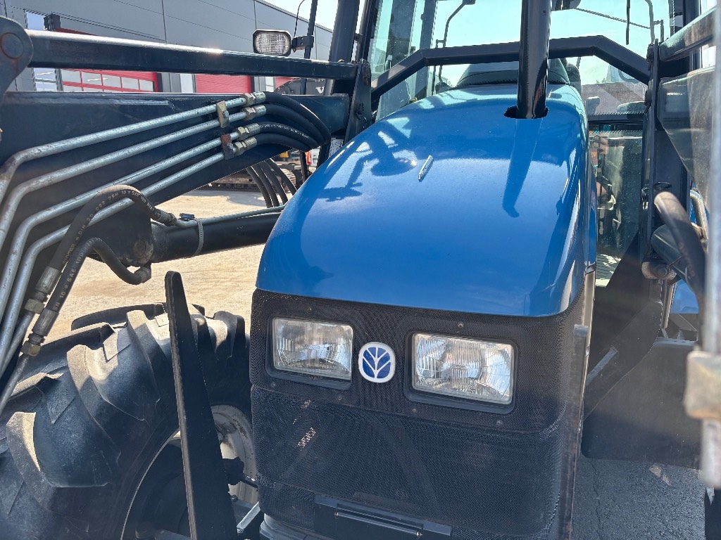 New Holland TS 90 / Predané, predané kuva 8