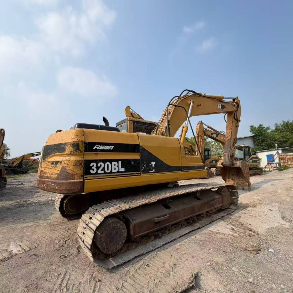 CAT 320 B L
