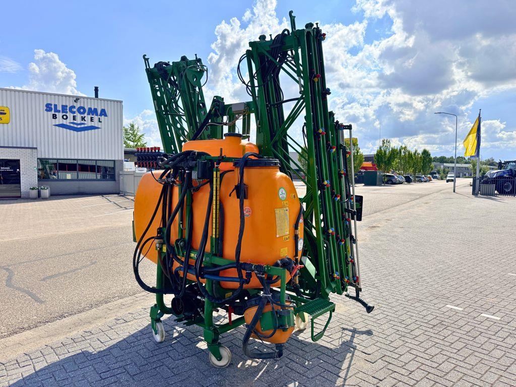 Pulvérisateur porté Amazone UF1000 Gedragen Veldspuit — occasion 2004