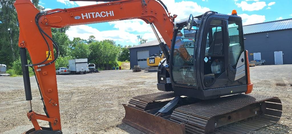 Hitachi ZX 85 US-6/Engcon/ 450 larv alt. 900mm.