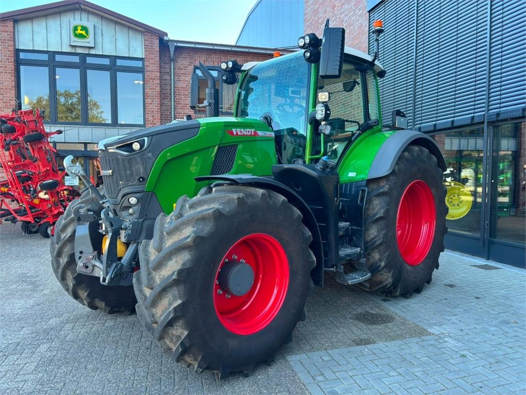 Fendt 724 Vario Gen7 Profi Plus