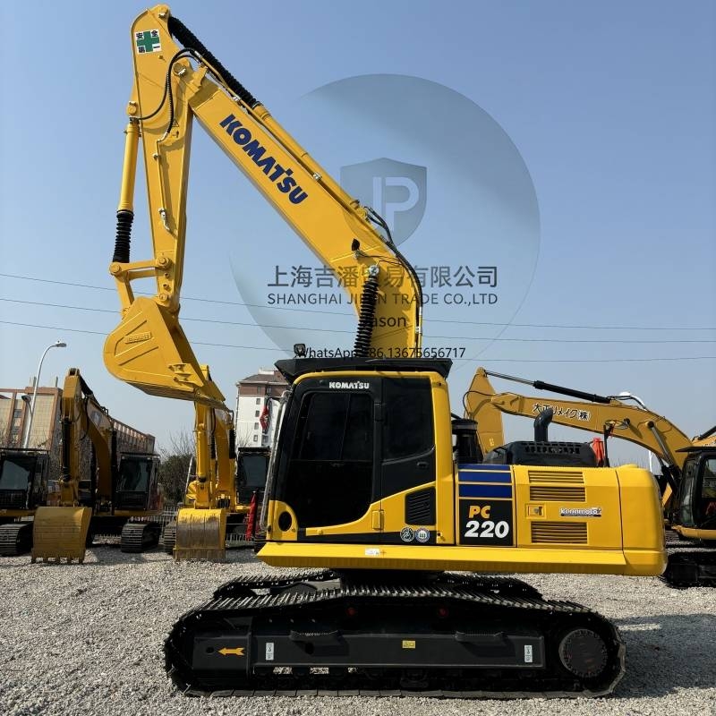 Komatsu PC 220