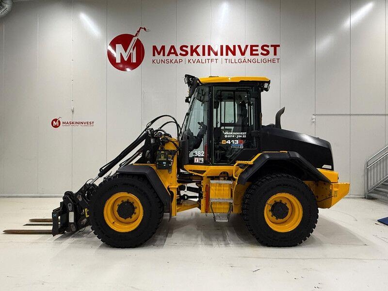 JCB 413S Nordic Edition