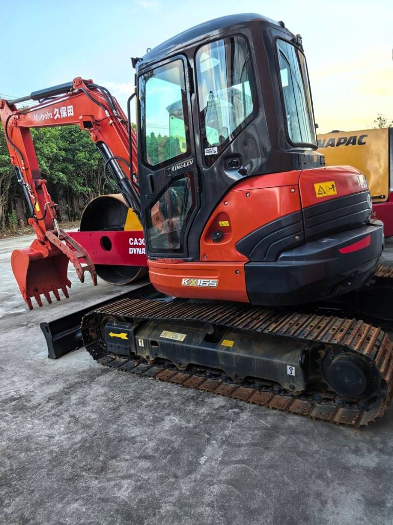 Mini-pelle Kubota KX 165 — occasion 2023, 488 h