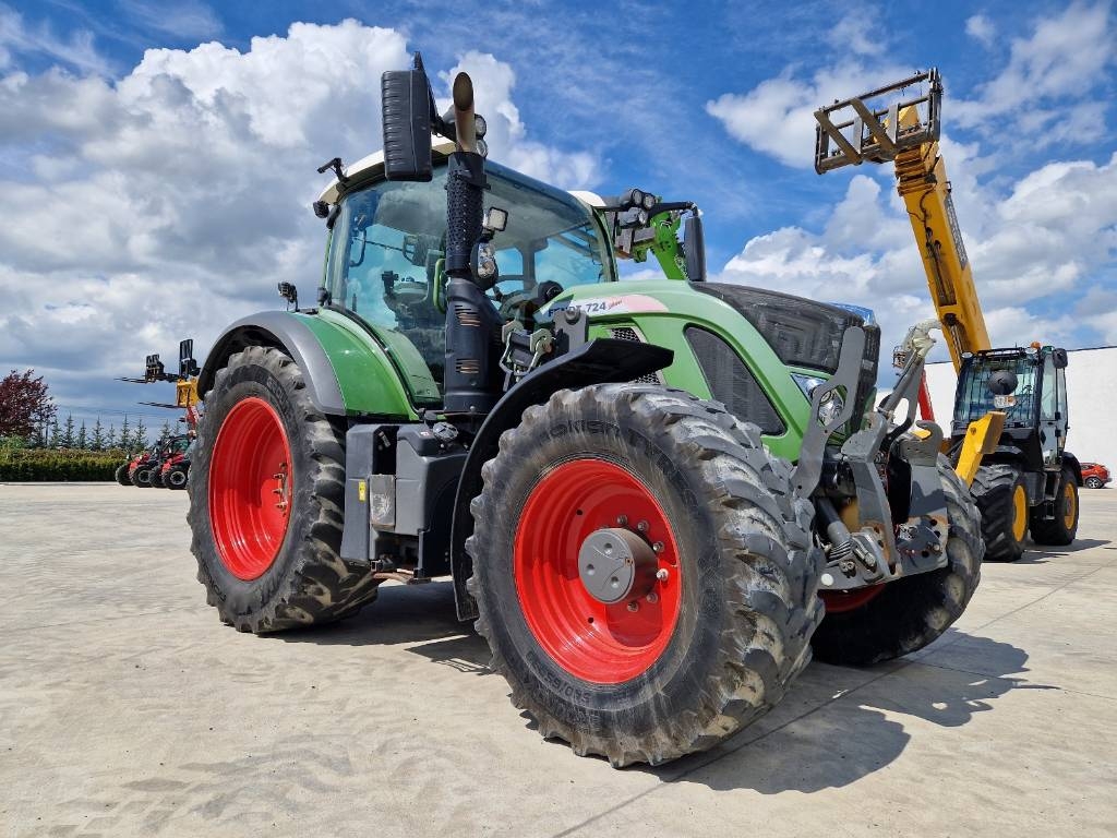 Fendt 724 Vario Profi Plus M513