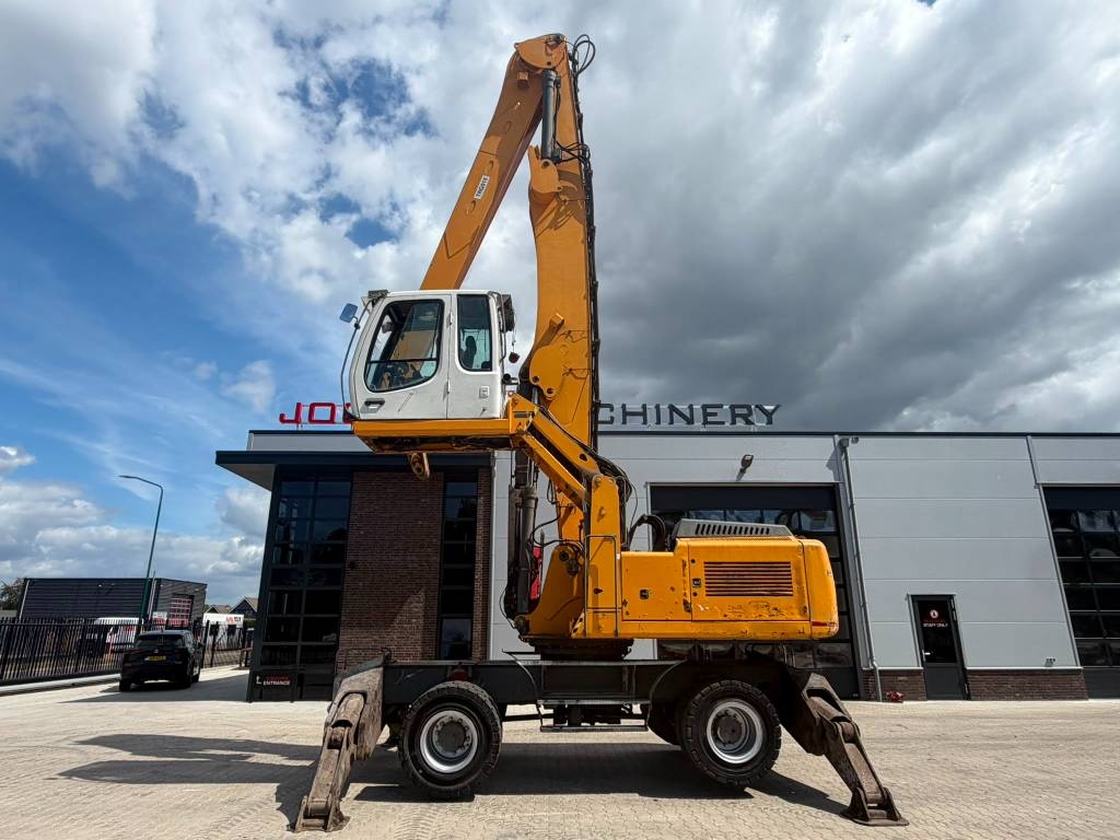 Liebherr 934