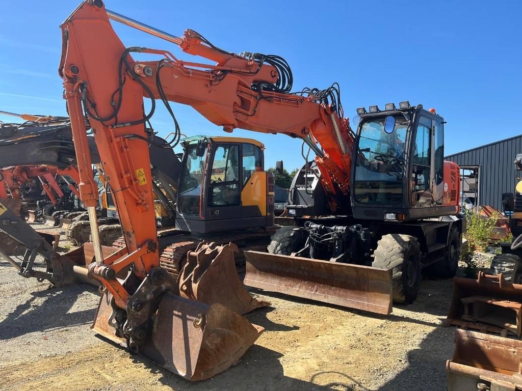 Hitachi ZX140W