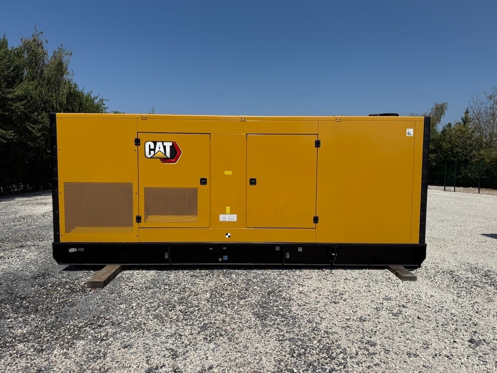 CAT DE715E0 715kVA Diesel Generator - C18 Engine