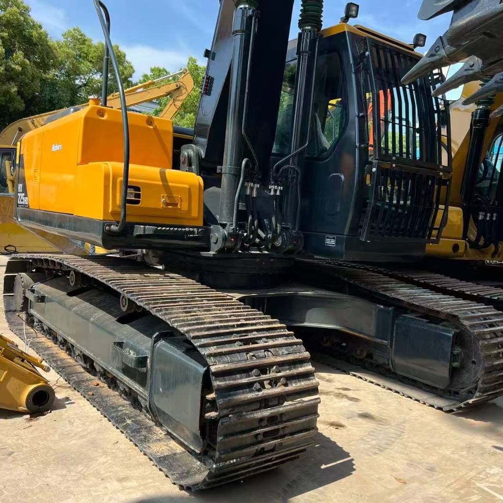 Hyundai HX225HD