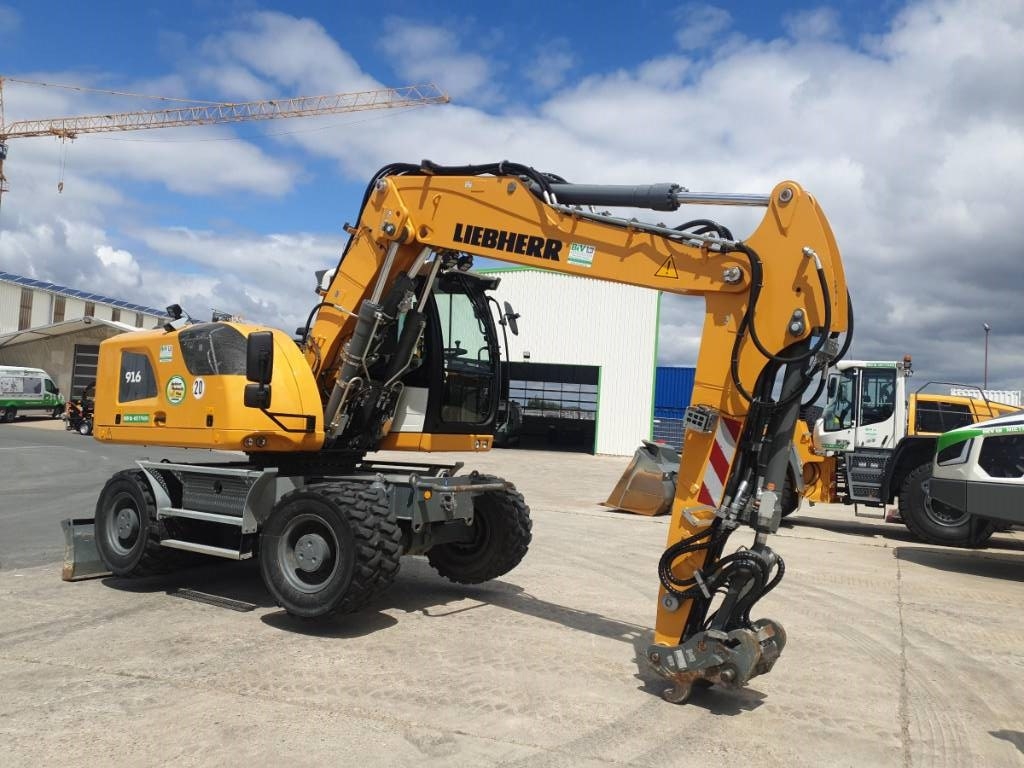 Pelle sur pneus Liebherr A 916 Litronic — occasion 2022, 1 125 h