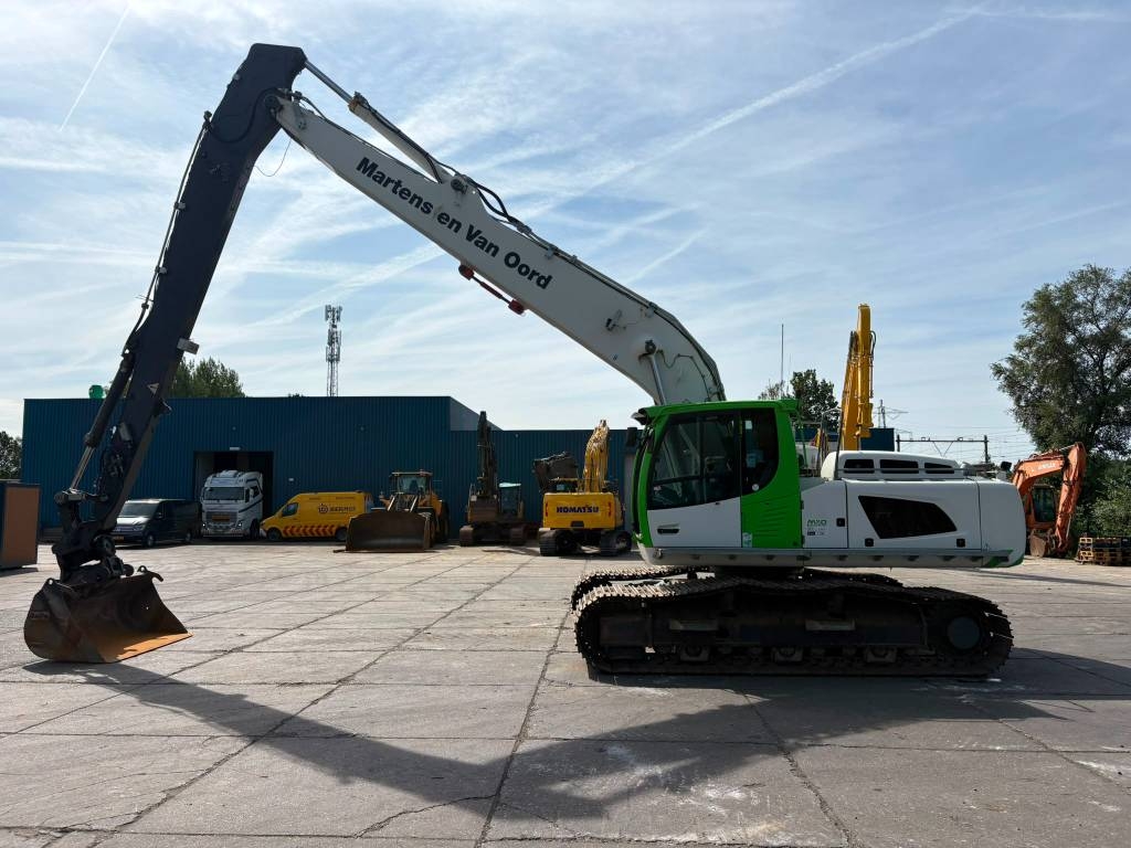Liebherr R 926 LC 14 m Long Reach