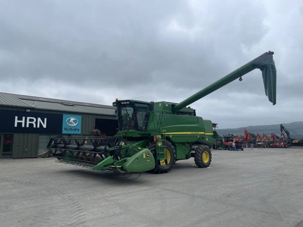 John Deere T 550
