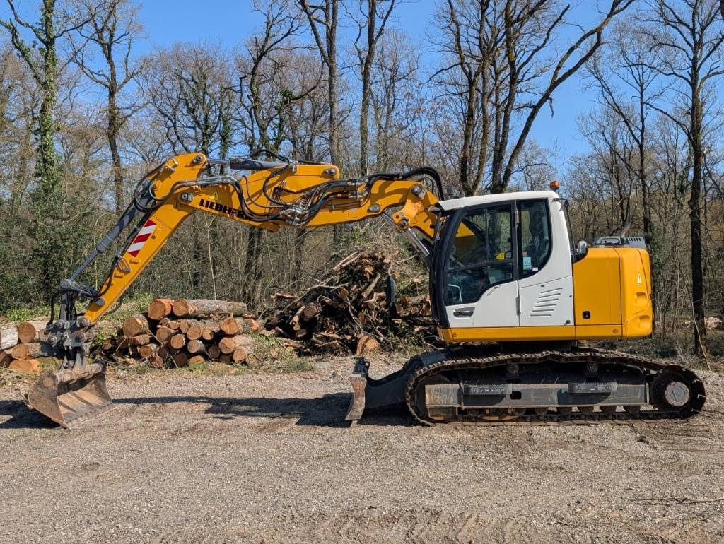 Liebherr R 914 Compact Litronic