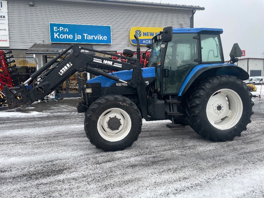 New Holland TM 125