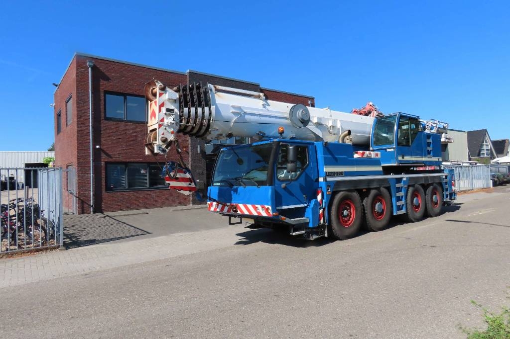 Liebherr LTM 1090-4.1