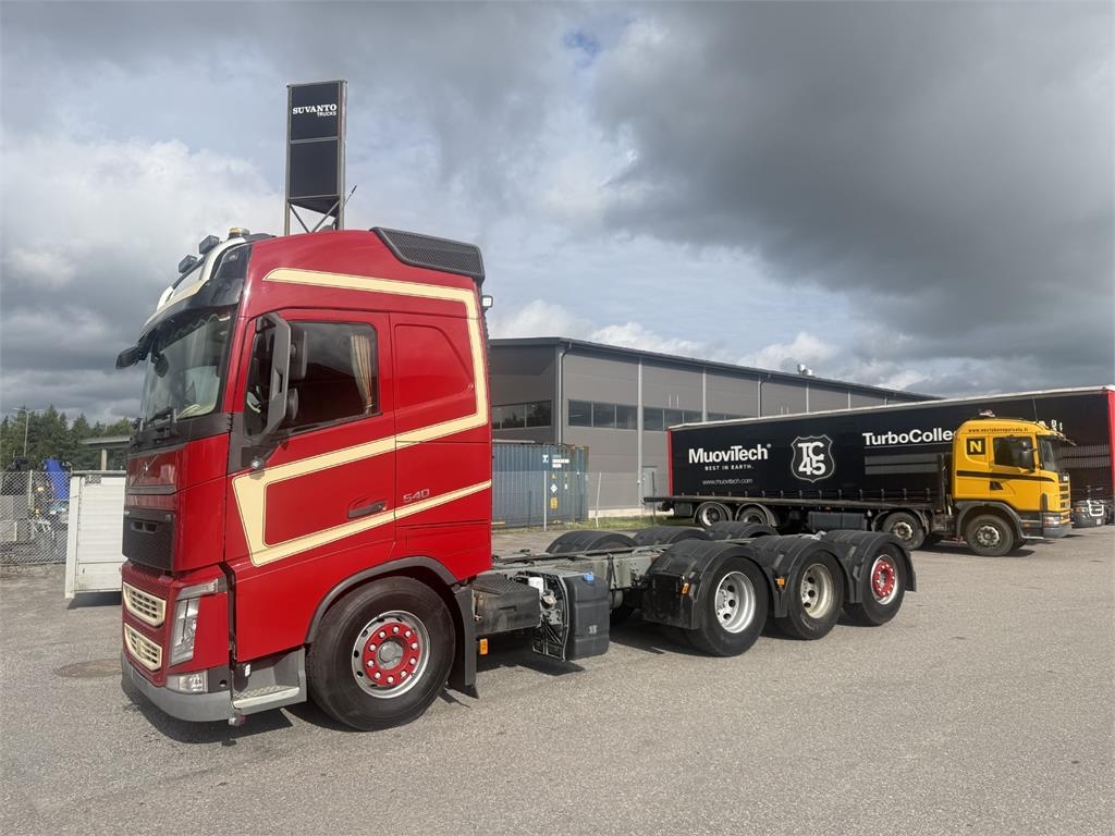 Volvo FH540 8X4