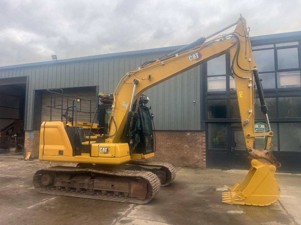 Pelle sur chenilles Caterpillar 313 GC — occasion 2021, 5 000 h