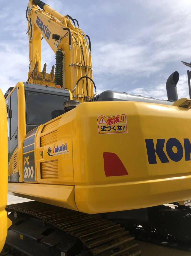 Komatsu PC 200 LC-8