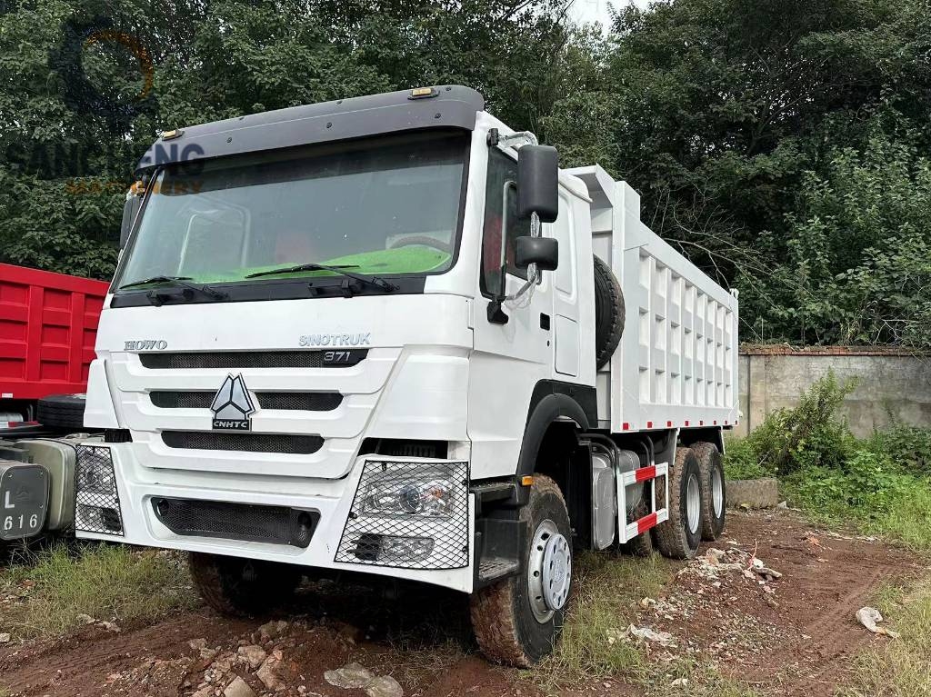 Camion benne Howo 371 6x4 dump truck/tipper — occasion 2023