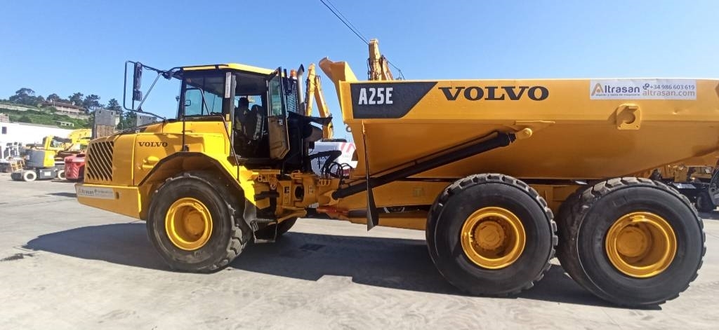 Tombereau articulé Volvo A 25 E — occasion 2010, 13 529 h