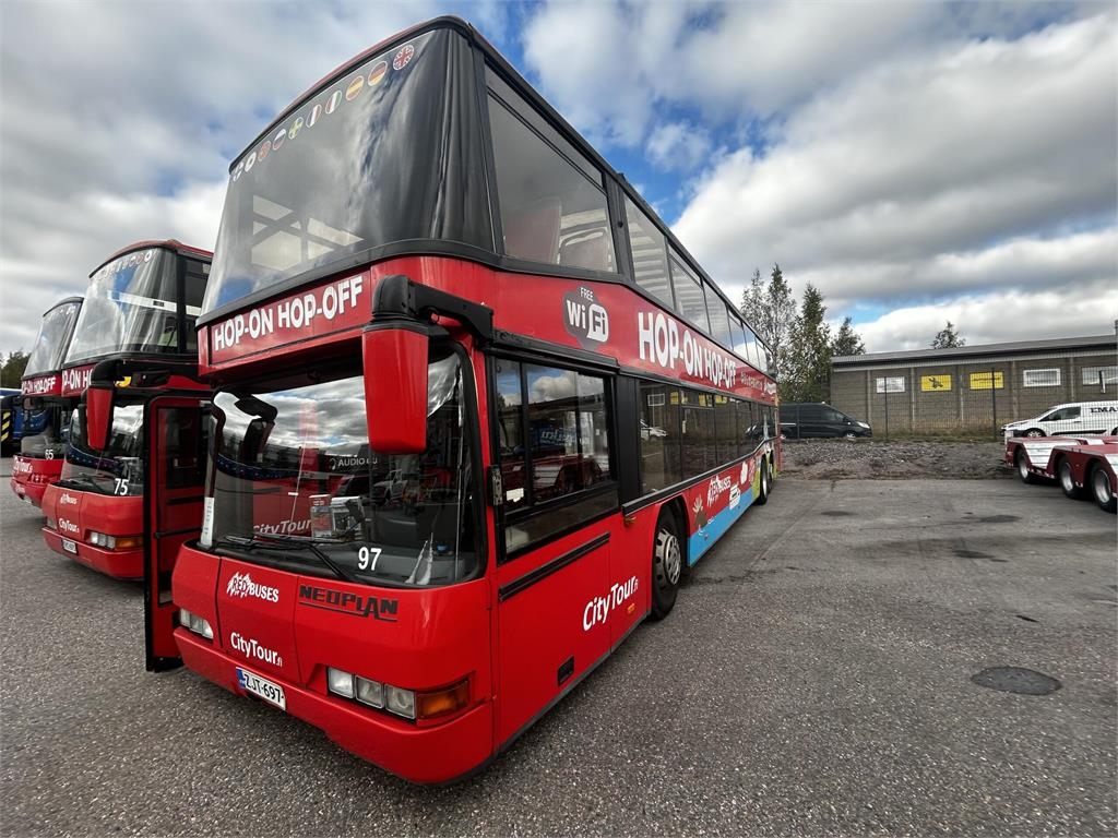 Neoplan Cabrio / Sightseeing