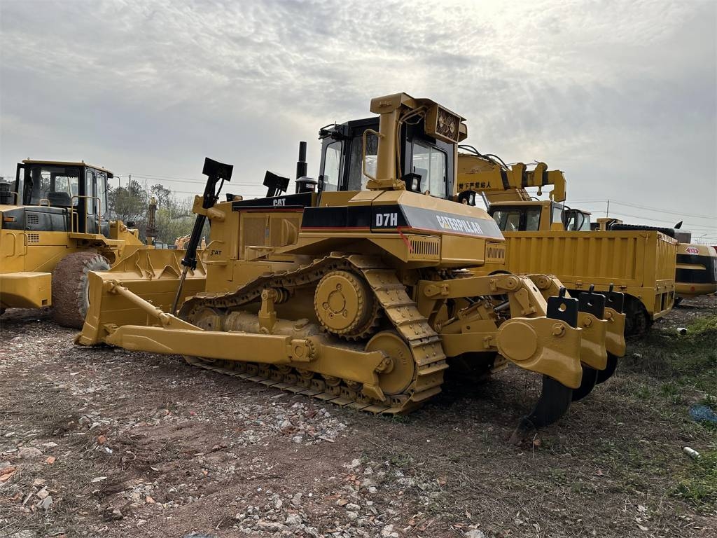 CAT D7H