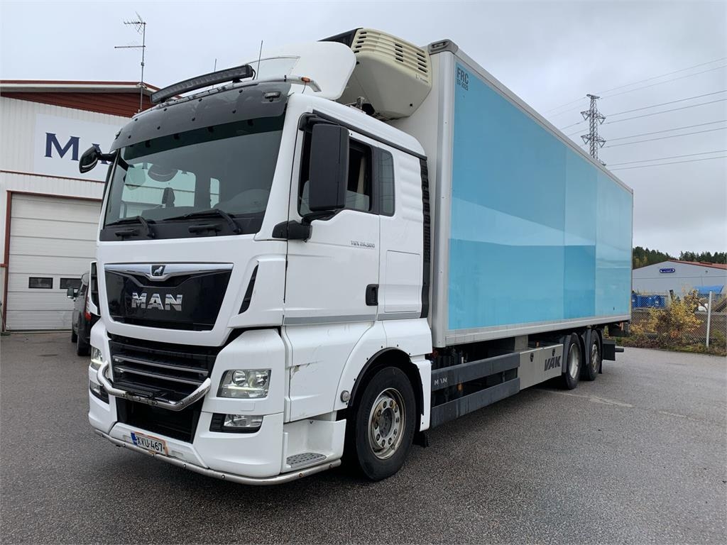 MAN TGX 26.500 6X2-4 LL